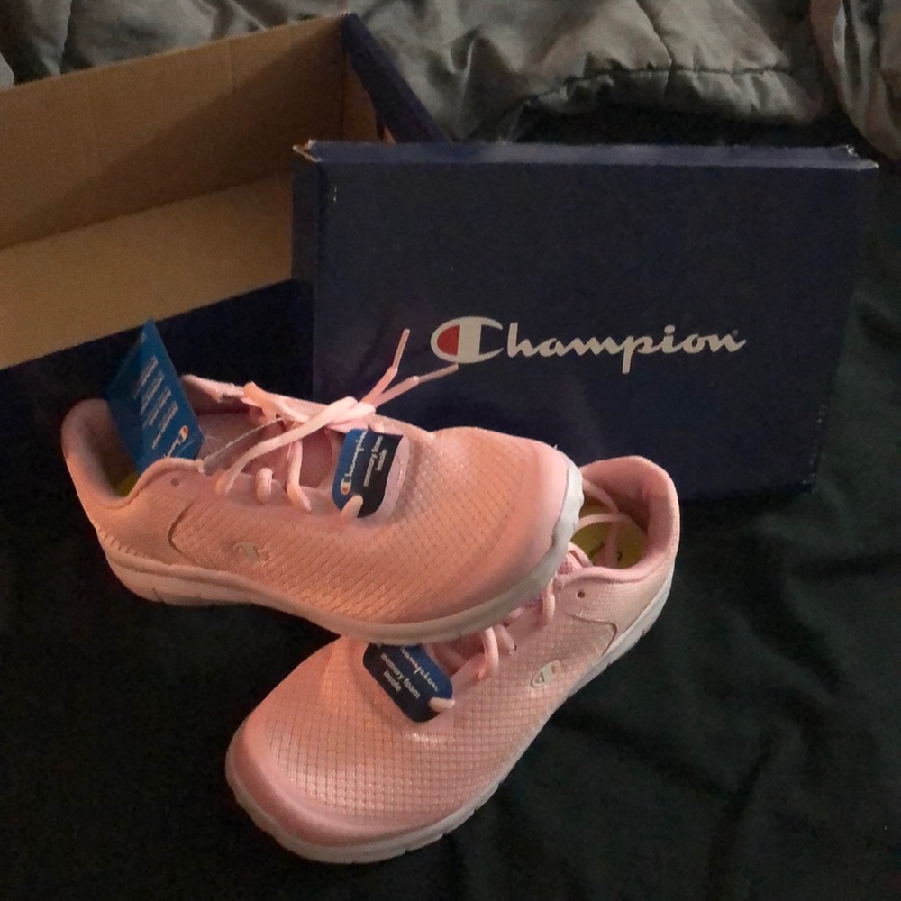 pink shoes